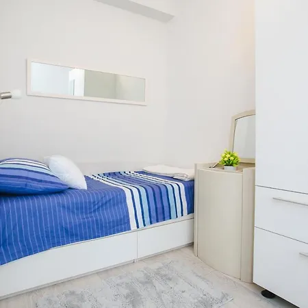 Studio Jelena Apartment *