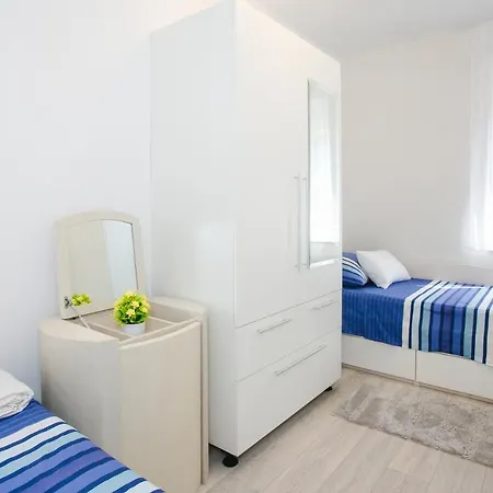 Apartment Studio Jelena *